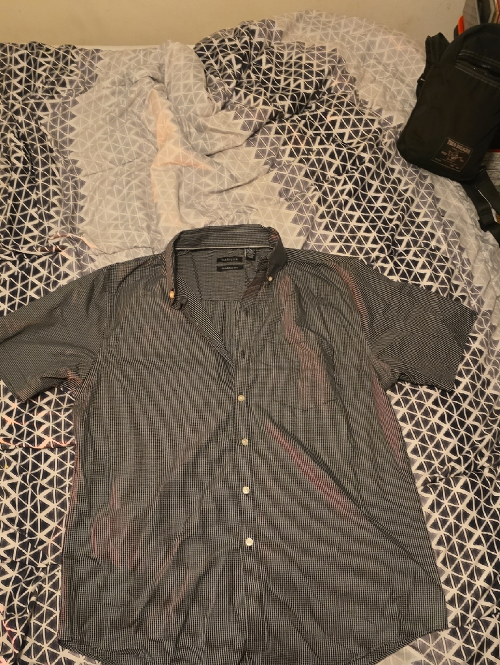 Van Heusen Short-Sleeve Button-Down Shirt - Black and White Microcheck